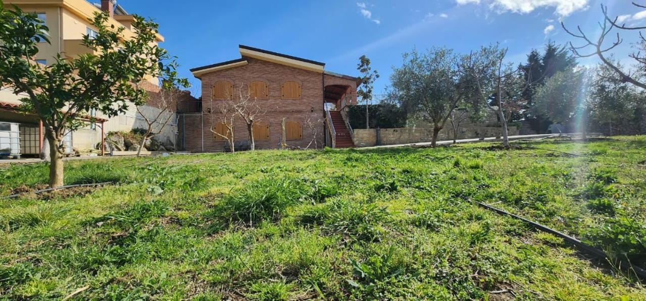 Villa “Pool & Sun” Durrës Eksteriør billede