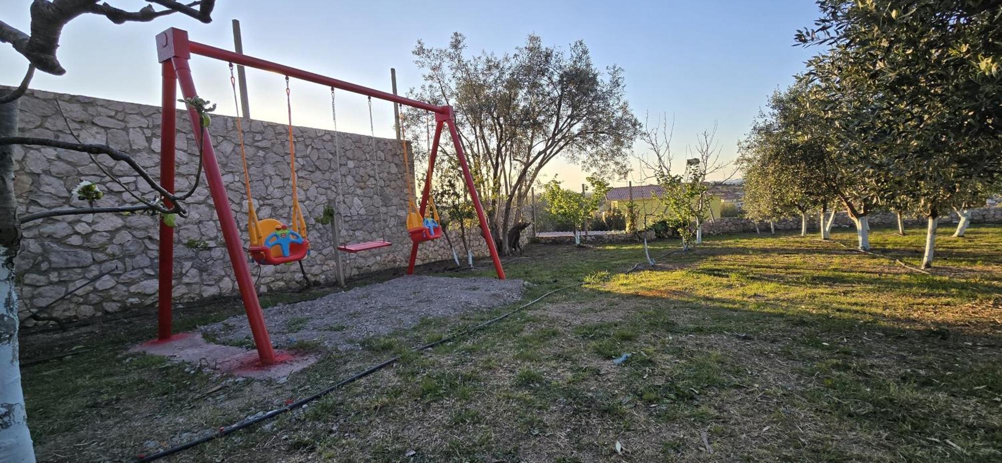 Villa “Pool & Sun” Durrës Eksteriør billede